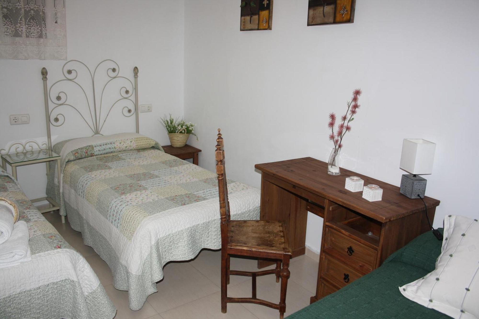 Casa Rural La Plaza Almoharin Екстериор снимка